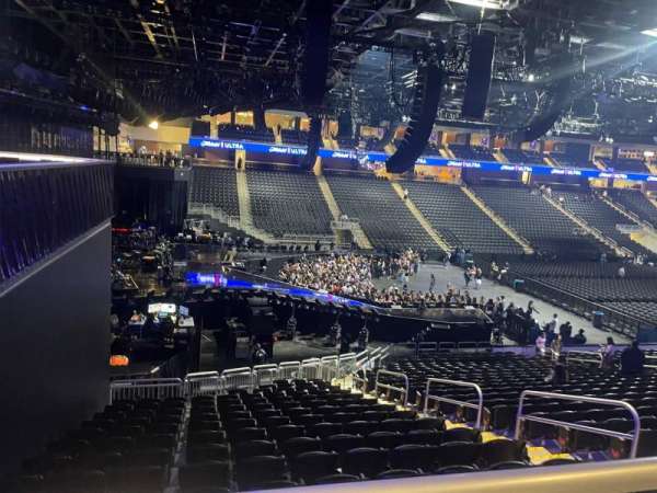 Acrisure Arena, section: 117, row: Y, seat: 6