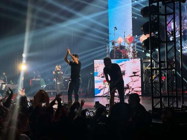 YouTube Theater, section: 105, row: B, seat: 15