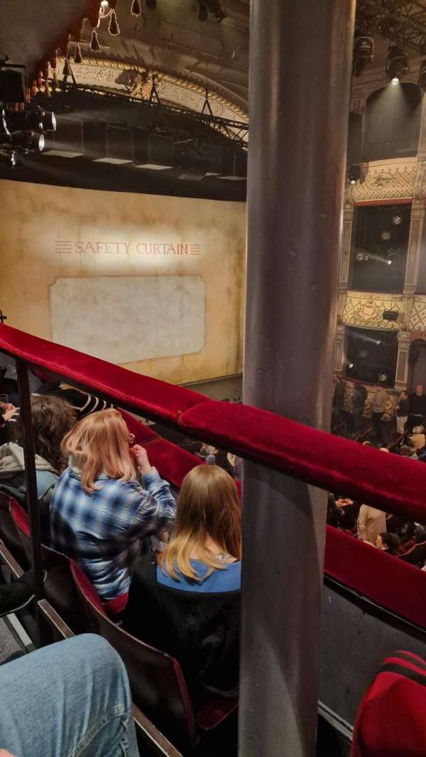The Old Vic, section: Dress circle, row: Y, seat: 12