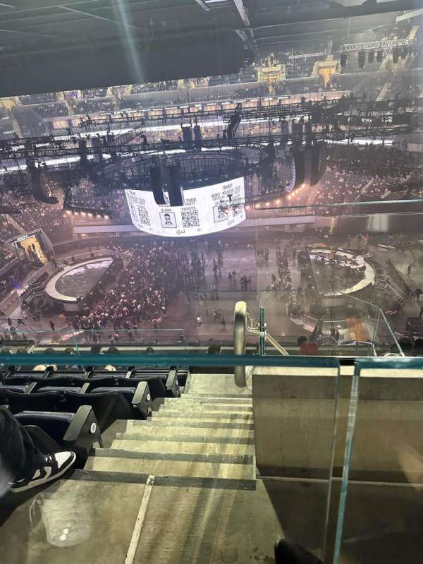 Chase Center, section: 205, row: 14, seat: 3