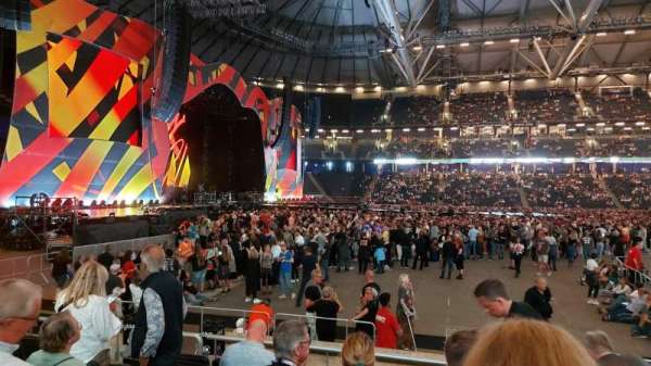 Strawberry Arena, section: 128, row: 7, seat: 116