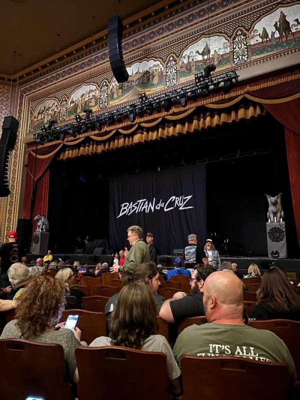Altria Theater, section: Orchestra B, row: H, seat: 204