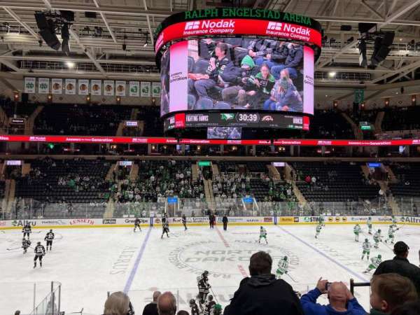 Ralph Engelstad Arena, section: 101, row: P, seat: 6