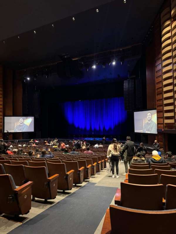 Meridian Hall, section: Orchestra 20, row: Q, seat: 81