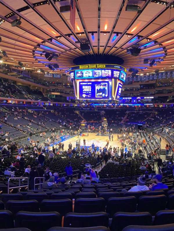 Madison Square Garden, section: 113, row: 18, seat: 2