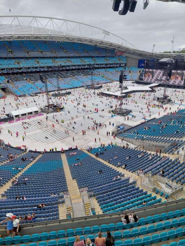 Accor Stadium, section: 620, row: 1, seat: 2