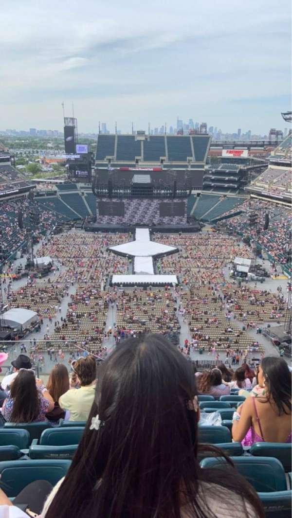 Lincoln Financial Field, section: 212, row: 16, seat: 14