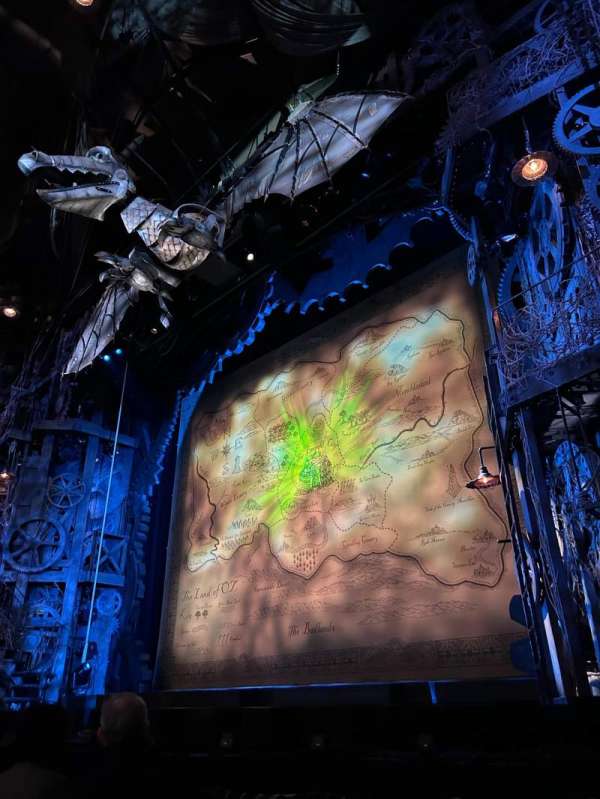 Apollo Victoria Theatre, section: Stalls, row: E, seat: 11