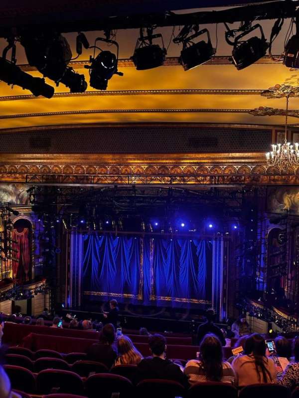 Lena Horne Theatre, section: Rear Mezzanine RC, row: L, seat: 109
