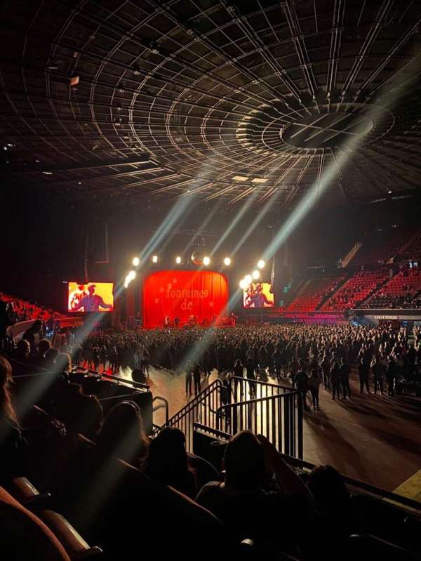 Kia Forum, section: 131, row: 4, seat: 8