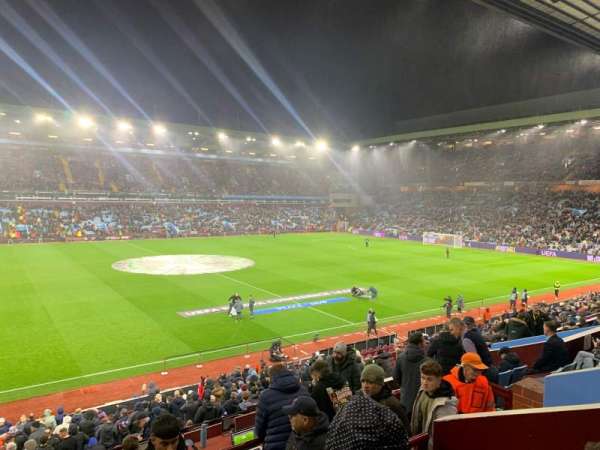 Villa Park, section: B4, row: 24, seat: 183