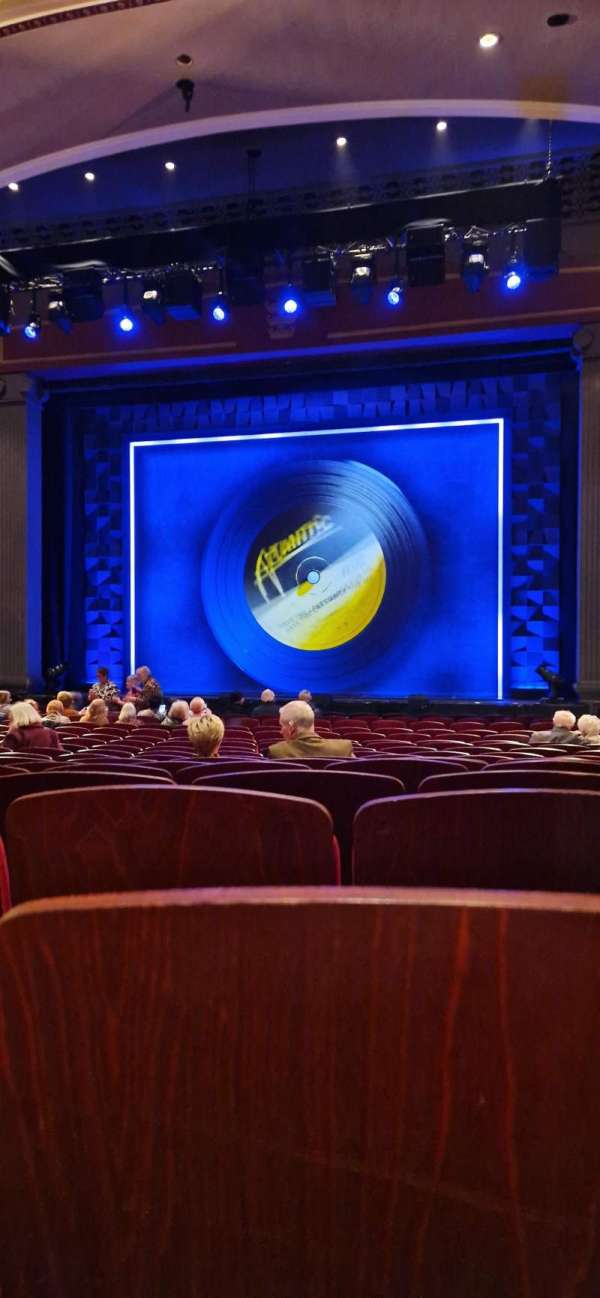 Hull New Theatre, section: Stalls, row: Q, seat: 28