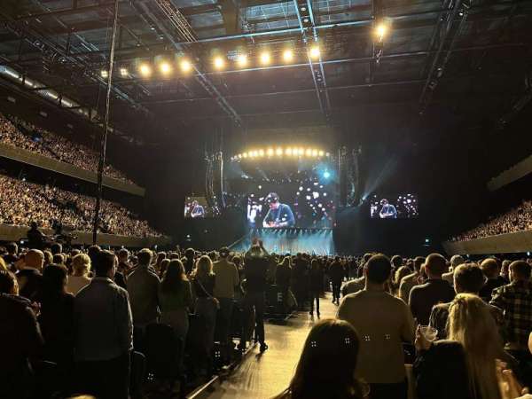 Ziggo Dome, section: G, row: 52, seat: 22
