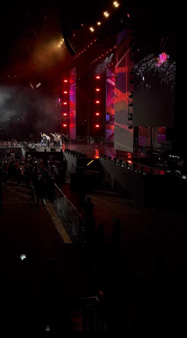Accor Arena, section: 116, row: 22, seat: 11