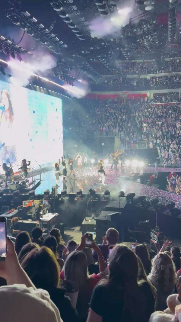 Little Caesars Arena, section: 125, row: 11