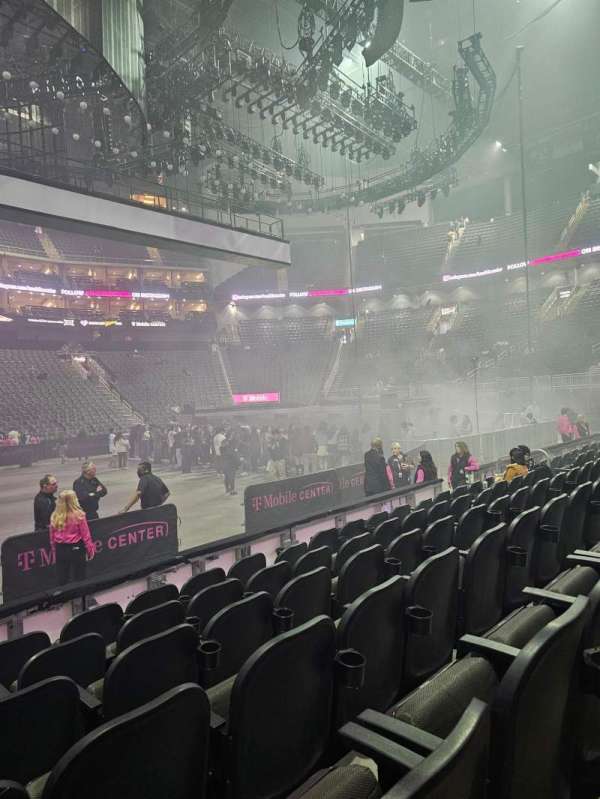T-Mobile Center, section: 106, row: 6, seat: 18