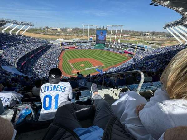 Kauffman Stadium, section: 423, row: ZZ, seat: 29
