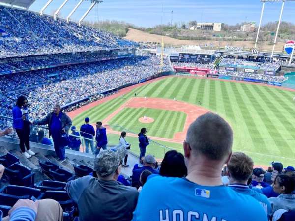 Kauffman Stadium, section: 429, row: CC, seat: 16
