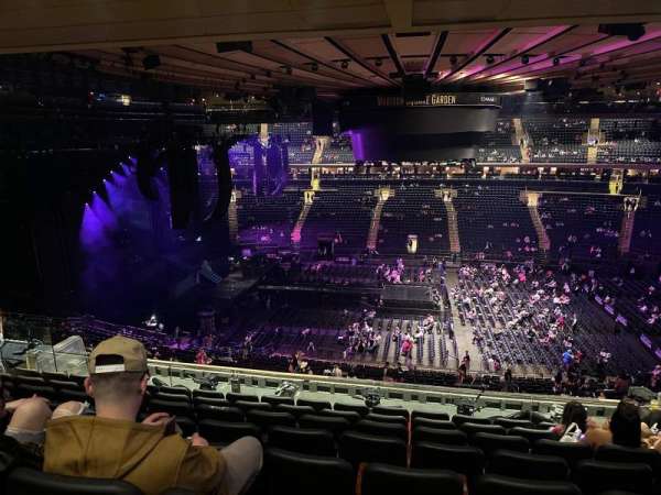 Madison Square Garden, section: 224, row: 10, seat: 10