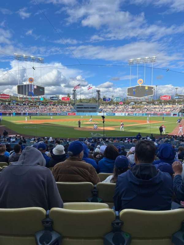 Dodger Stadium, section: 1FD, row: P, seat: 4