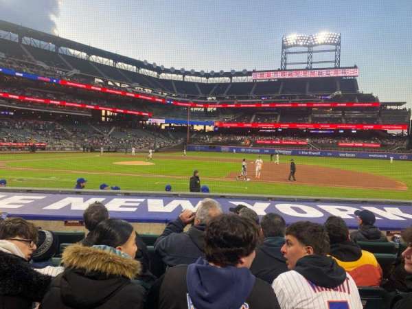 Citi Field, section: 113, row: 6, seat: 9