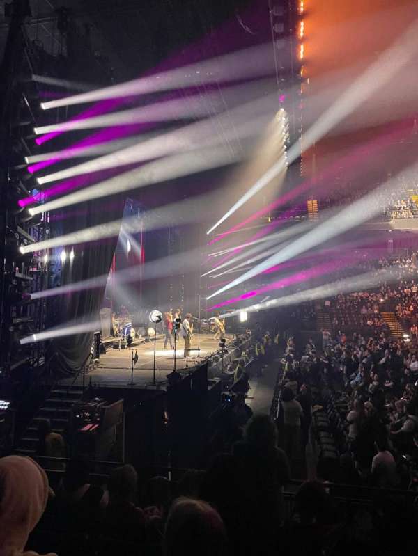 CFG Bank Arena, section: 124, row: F, seat: 3
