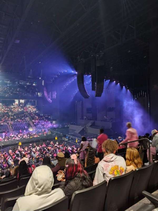 CFG Bank Arena, section: 103, row: T, seat: 7