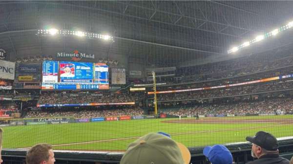 Daikin Park, section: 109, row: 3, seat: 1