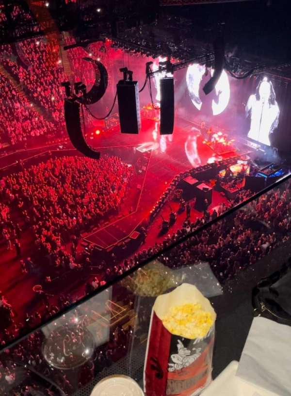 Scotiabank Arena, section: Gondola Box 4, row: 1, seat: 6