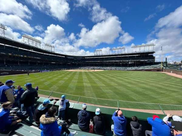 Wrigley Field, section: 513, row: 6, seat: 14