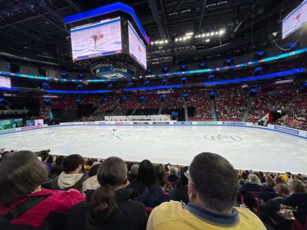 Centre Bell, section: 124, row: F, seat: 01