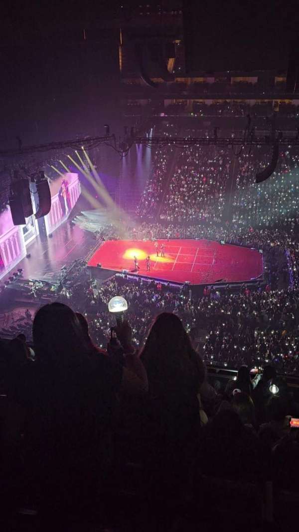 Toyota Center, section: 427, row: 10