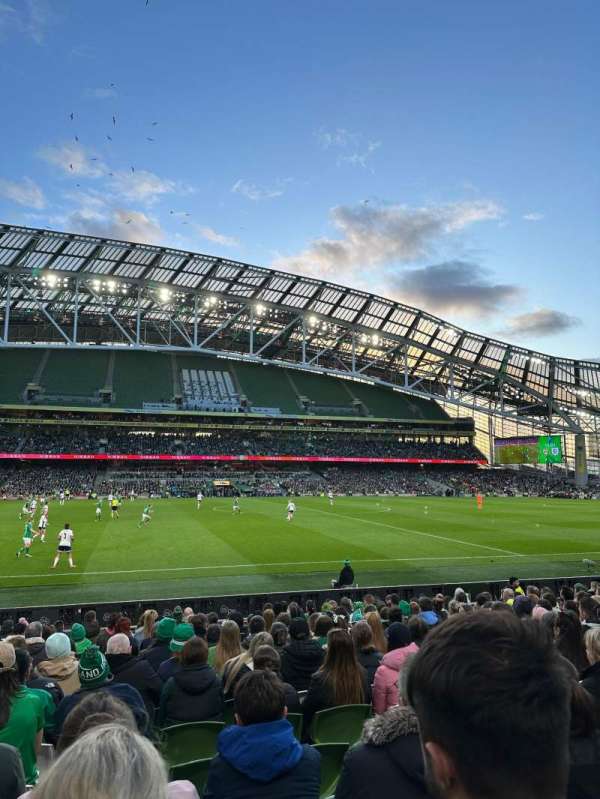 Aviva Stadium, section: 106, row: Q, seat: 4