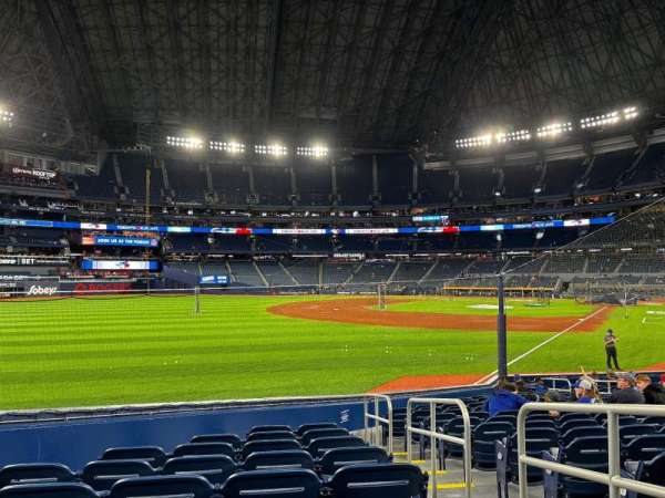 Rogers Centre, section: 139, row: 20, seat: 2
