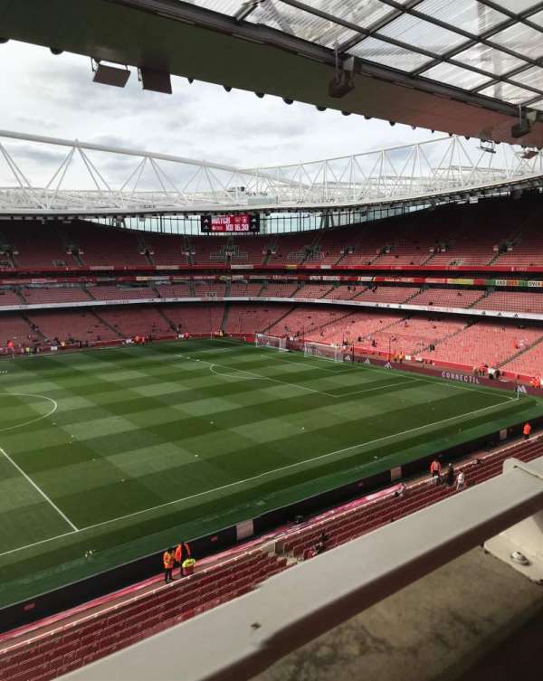 Emirates Stadium, section: 113, row: 1, seat: 627