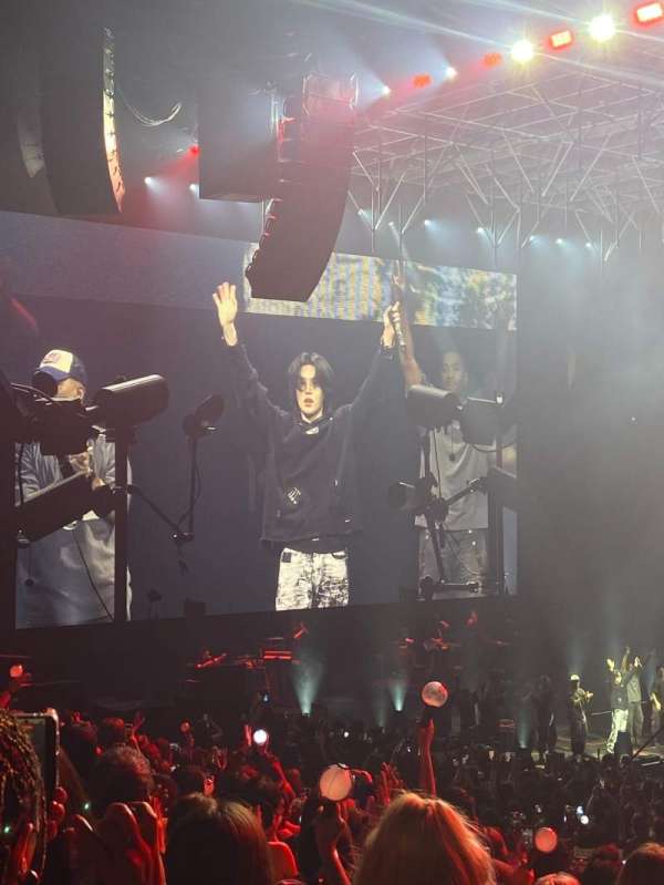Oakland Arena, section: 109, row: 27, seat: 11