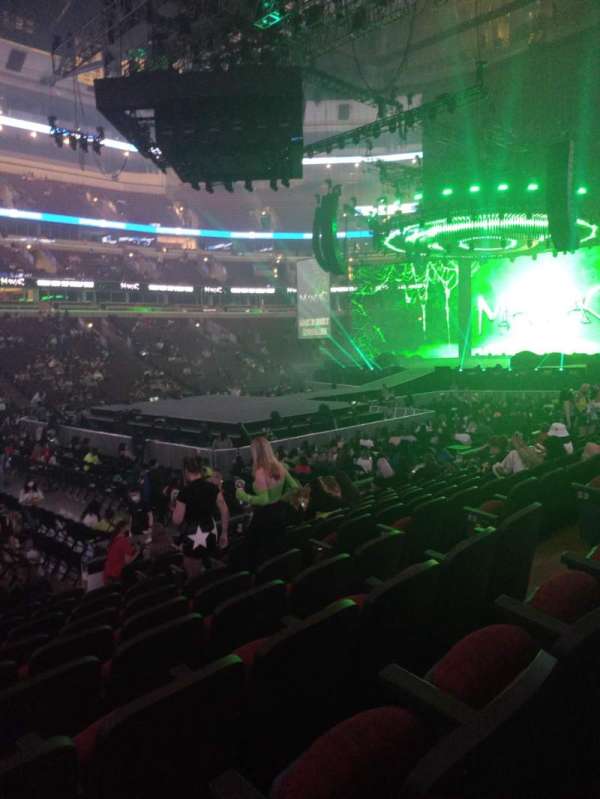United Center, section: 101, row: 7, seat: 7-8