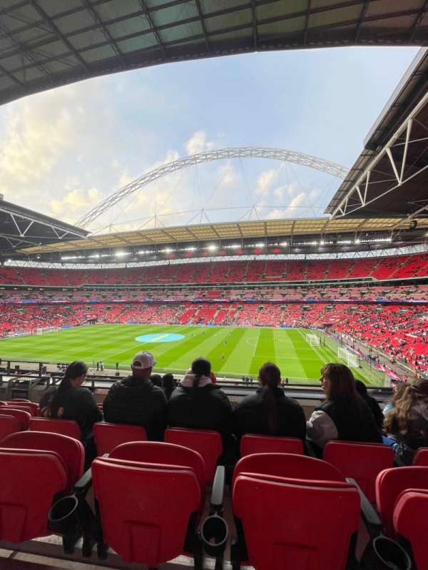Wembley Stadium, section: 224, row: 6
