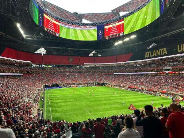 Mercedes-Benz Stadium, section: 103, row: 42, seat: 21