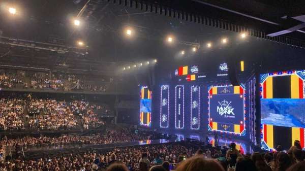 AFAS Dome, section: 115, row: 35, seat: 6