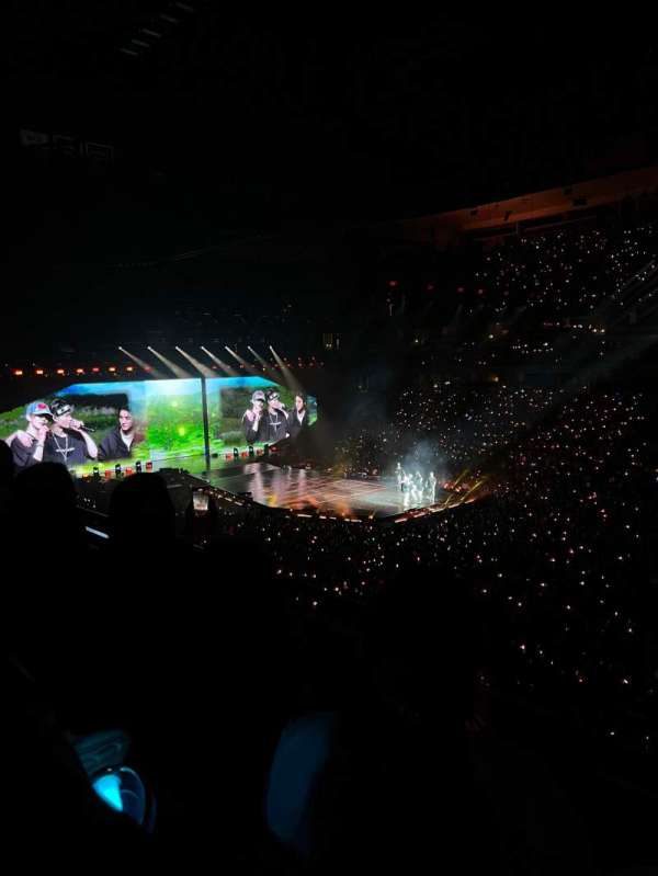Honda Center, section: 305, row: b, seat: 4