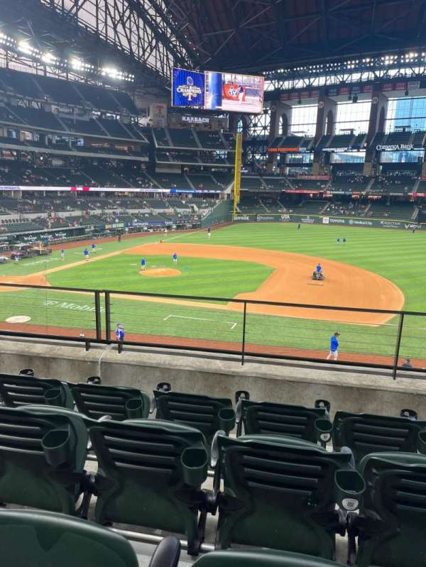 Globe Life Field, section: 120, row: 4, seat: 17