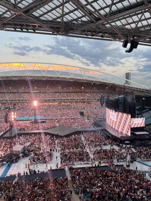 Accor Stadium, section: 628, row: 1, seat: 24
