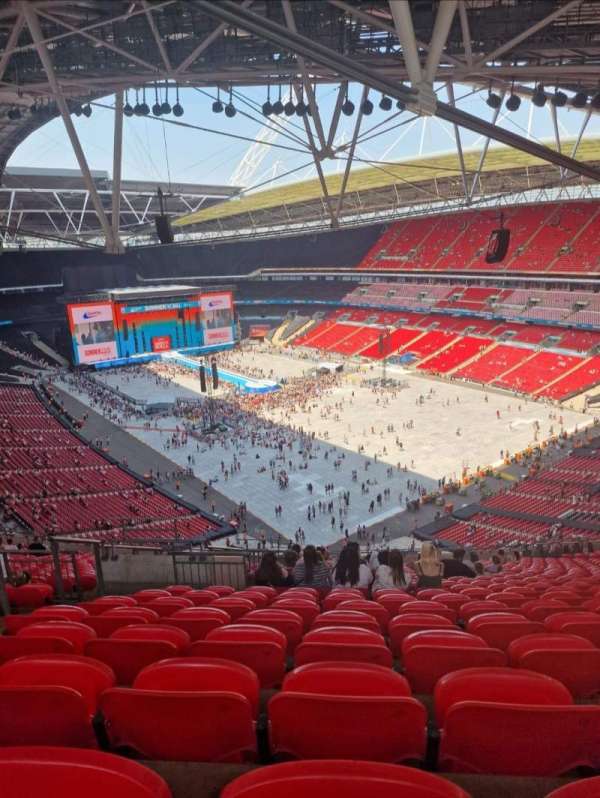 Wembley Stadium, section: 518, row: 27, seat: 156