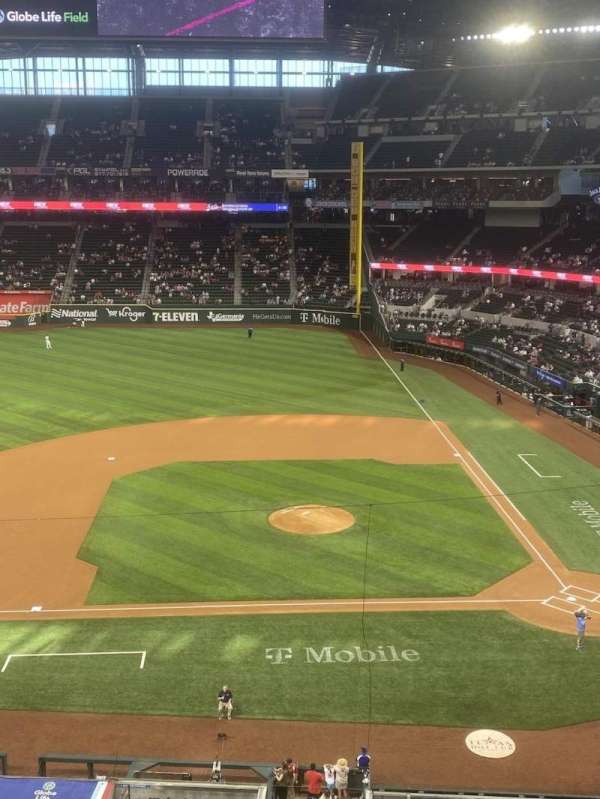 Globe Life Field, section: Cs 213