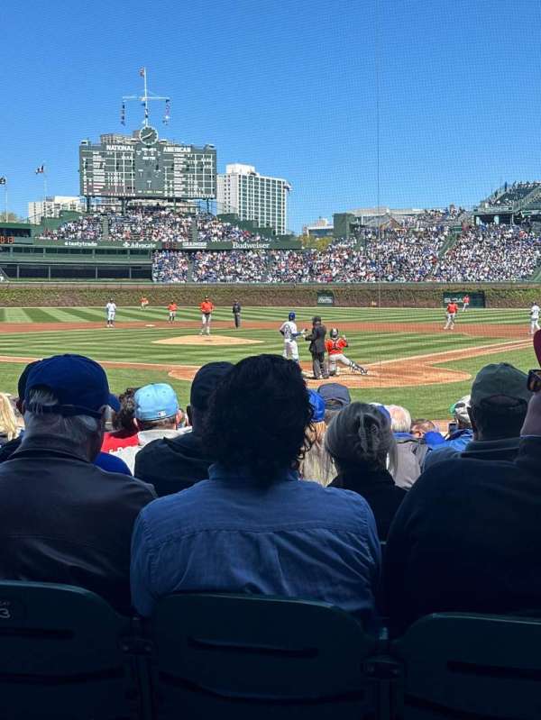 Wrigley Field, section: 116, row: 1, seat: 7
