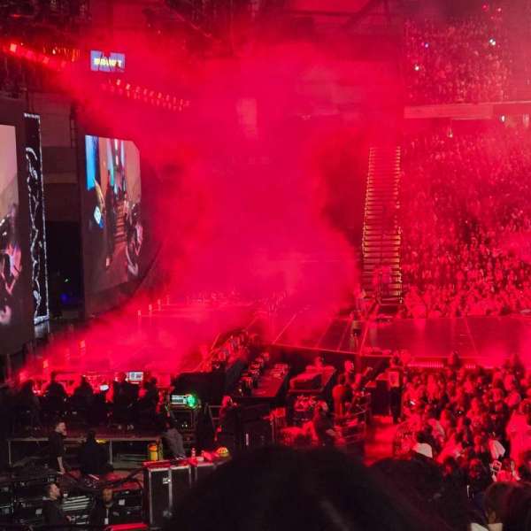 Tacoma Dome, section: 102, row: V, seat: 20