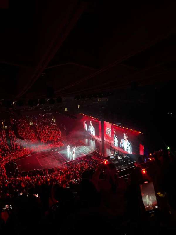 Oakland Arena, section: 201, row: 13, seat: 5