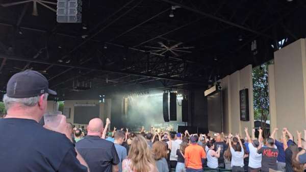 dos equis pavilion, section: 200, row: FF, seat: 4