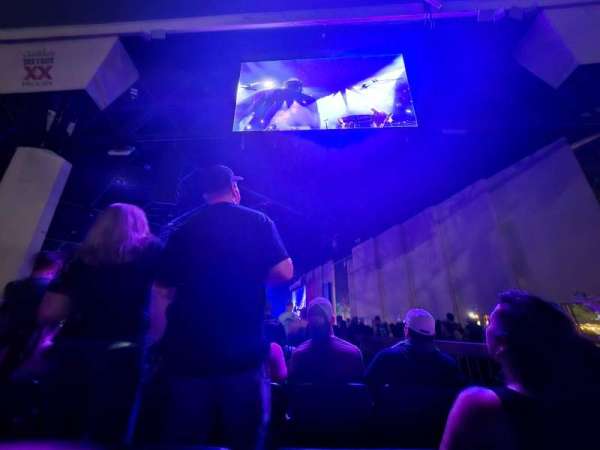 dos equis pavilion, section: 200, row: FF, seat: 4